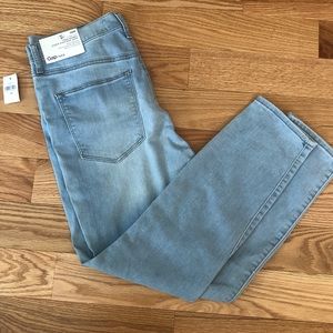 Skinny Super High Rise Crop Gap Light Wash Jeans